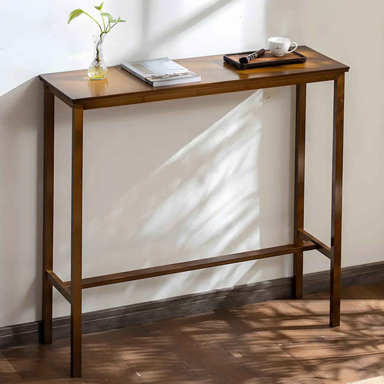 Tables de bar modernes en bois naturel avec plateau fixe et repose-pieds