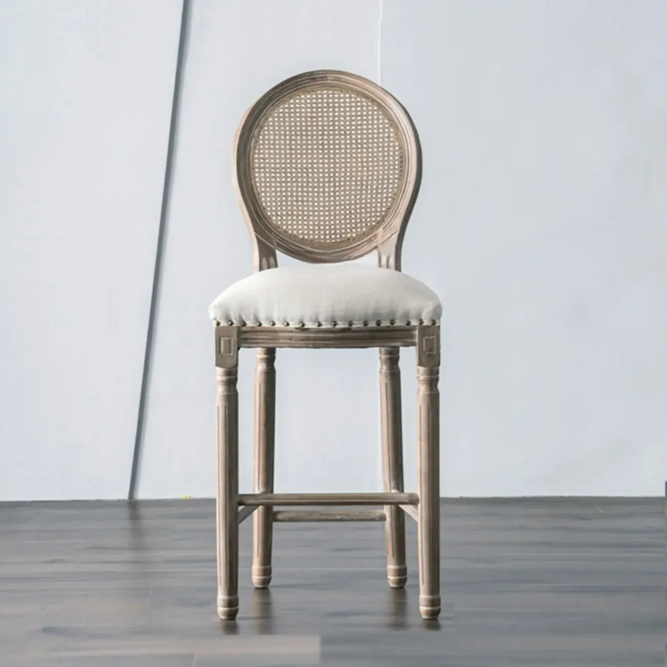 Tabourets de bar de style campagnard français en bois massif blanc avec dossier