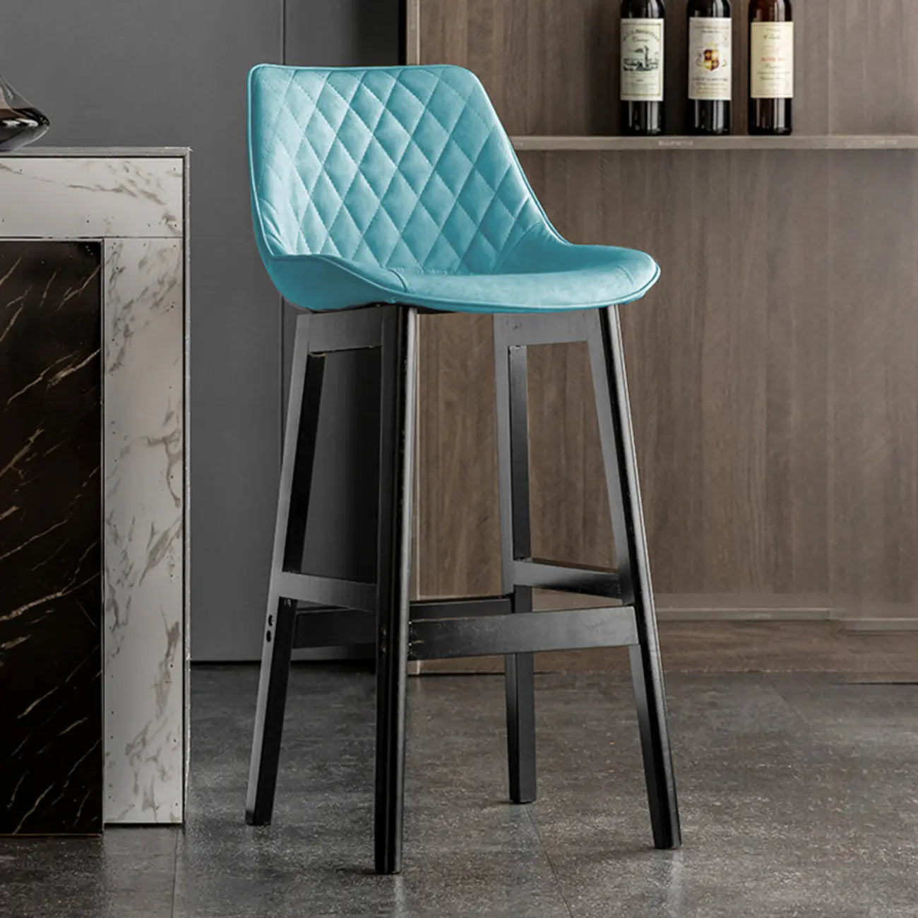 Tabourets de bar modernes du milieu du siècle en similicuir avec pieds en bois