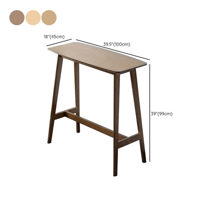 Tables de bar rondes en bois brun à pieds hauts