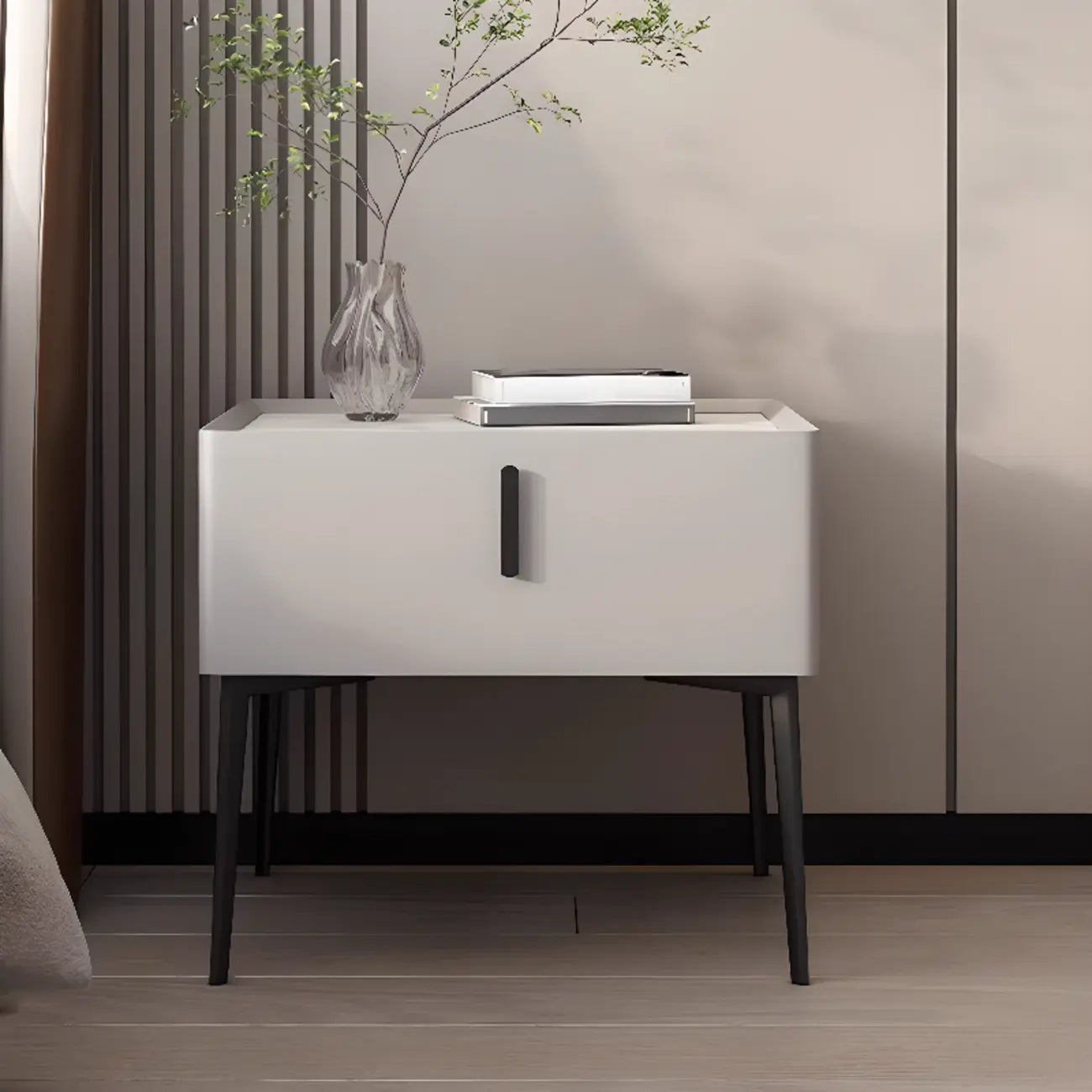 Table de chevet étroite moderne avec tiroir