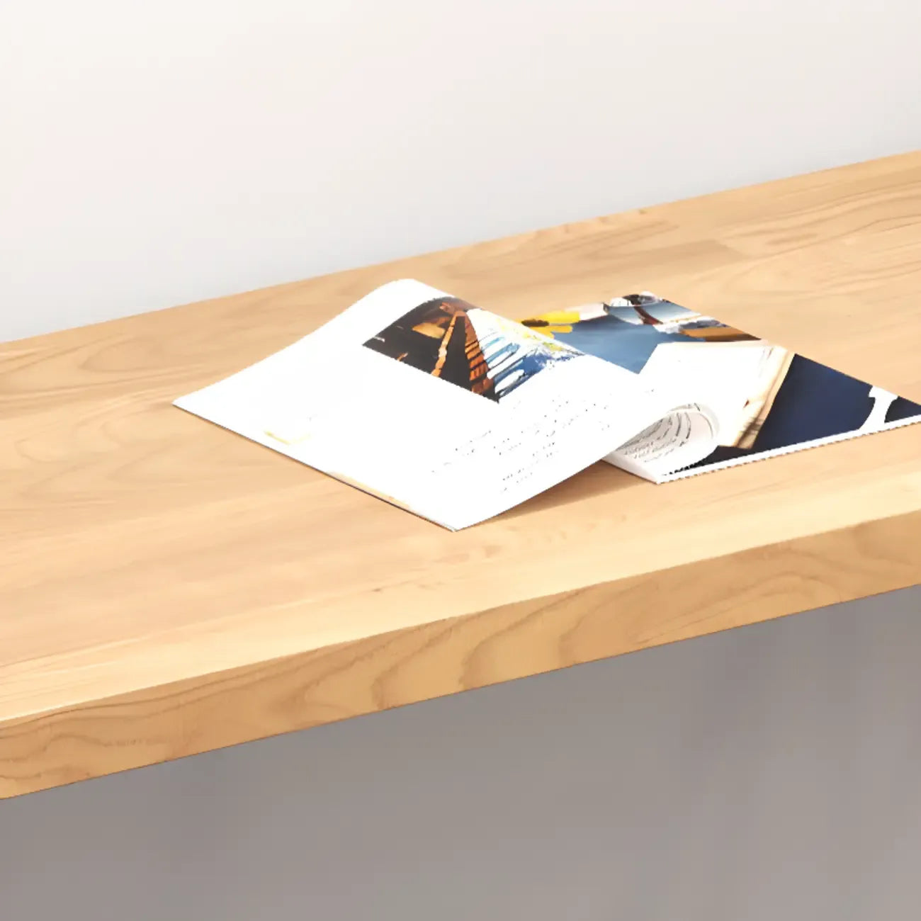 Tables de bar fixes en bois finition naturelle glamour