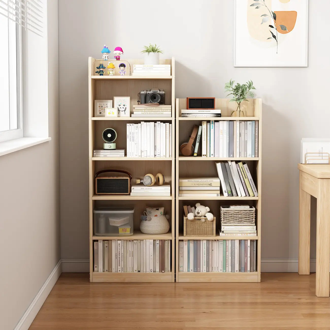 Bibliothèque rectangulaire naturelle à plusieurs niveaux en bois avec dos ouvert