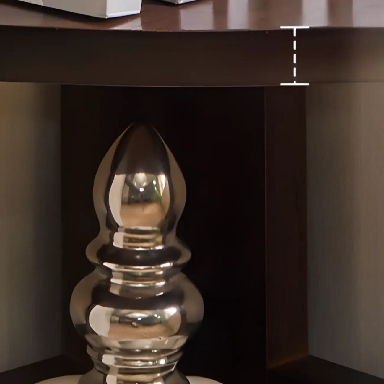 Bibliothèque d'angle étroite en bois courbé à dos ouvert