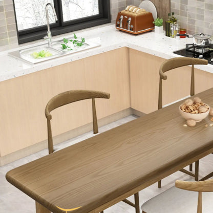 Tables de bar simples en bois brun avec repose-pieds
