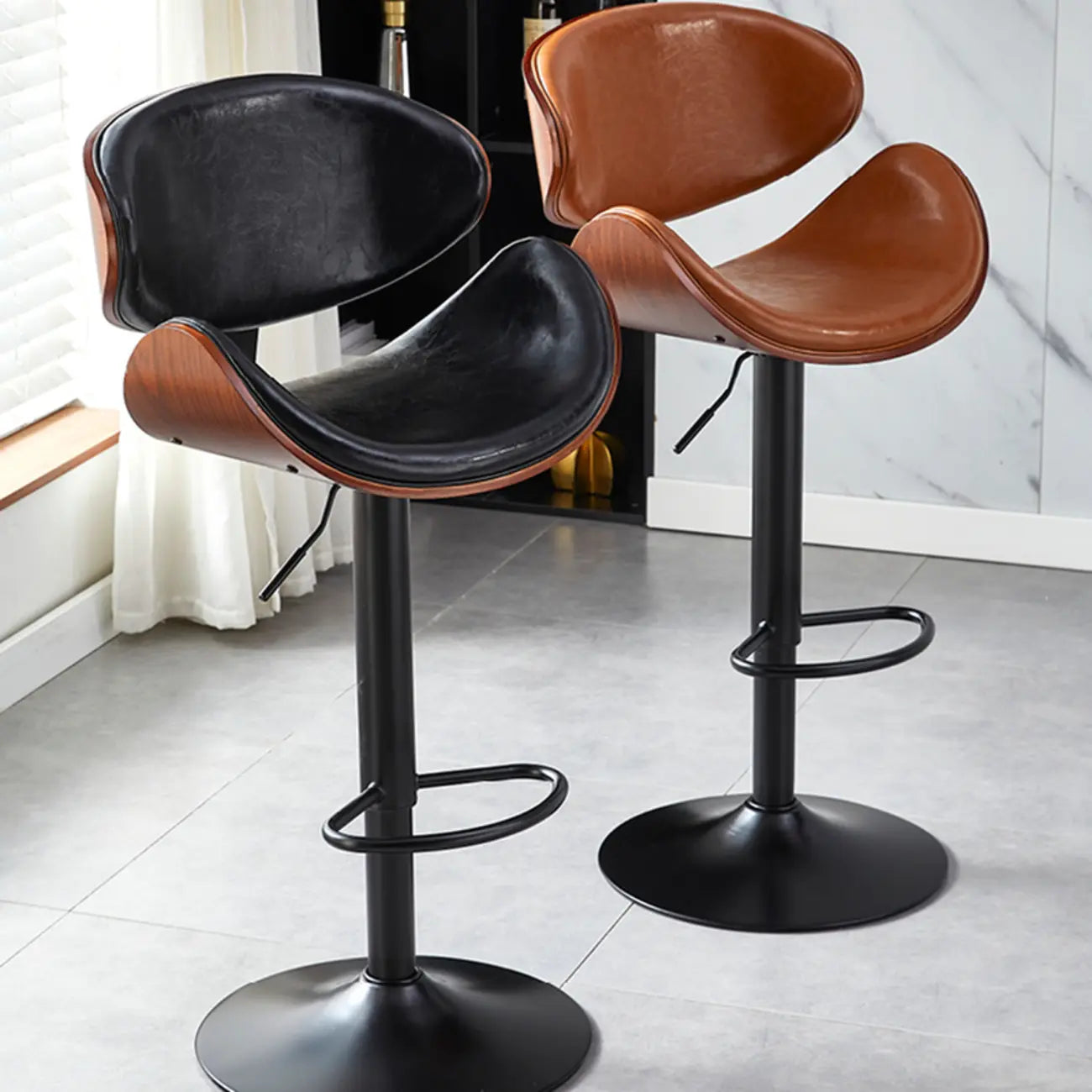 Tabourets de bar pivotants réglables en cuir