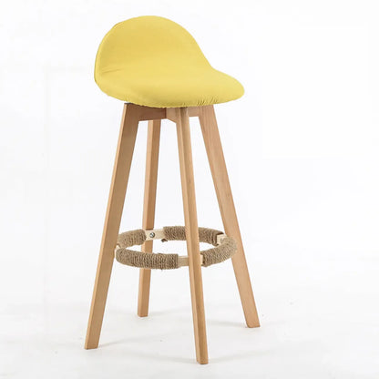 Tabouret de bar au design scandinave en bois et assise moelleuse, confortable