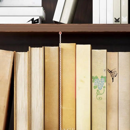 Bibliothèque moderne à plusieurs niveaux en bois brun avec dos fermé