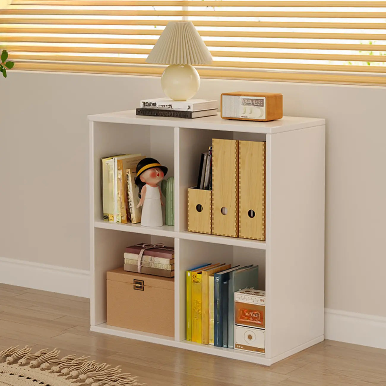 Bibliothèque rectangulaire horizontale en bois naturel à plusieurs cubes