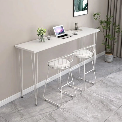 Tables de bar modernes en bois blanc au design minimaliste