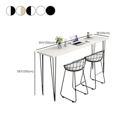 Tables de bar modernes en bois blanc au design minimaliste