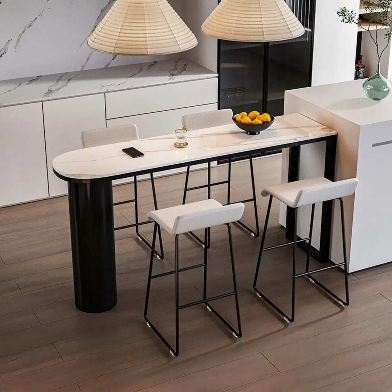Table de bar ovale contemporaine en marbre blanc pour les repas