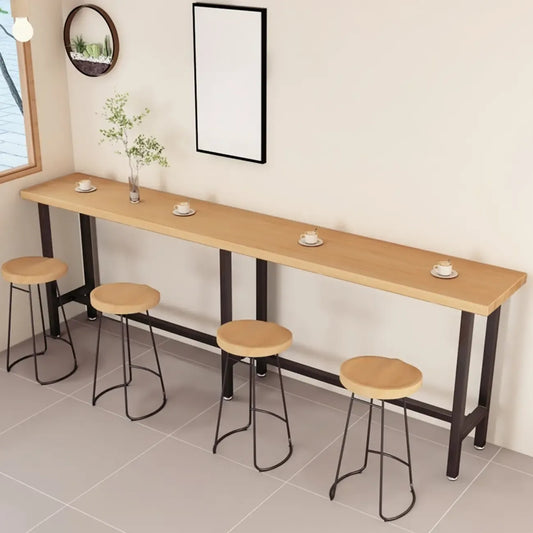Tables de bar fixes en bois naturel avec repose-pieds