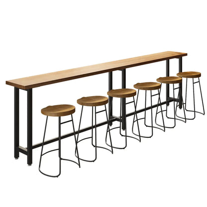 Tables de bar fixes en bois naturel avec repose-pieds