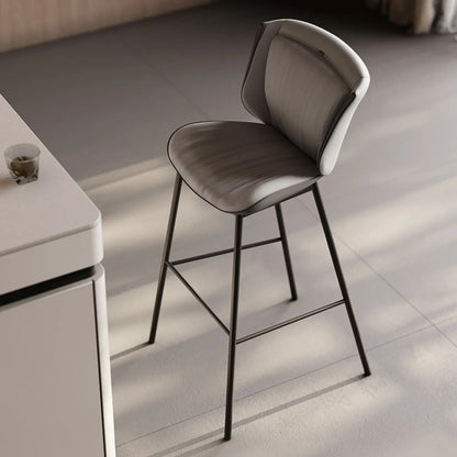 Tabouret de bar moderne de luxe avec coussin trapézoïdal, revêtement en microfibre et acier au carbone