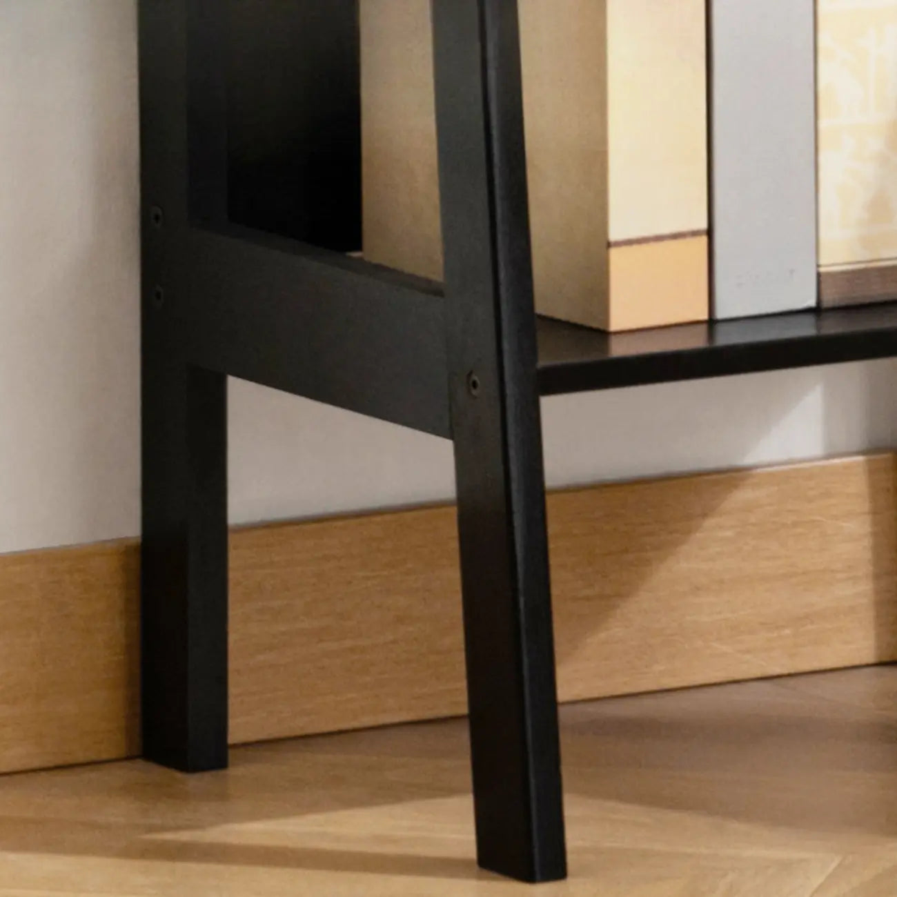 Bibliothèque échelle moderne en bois pour le salon