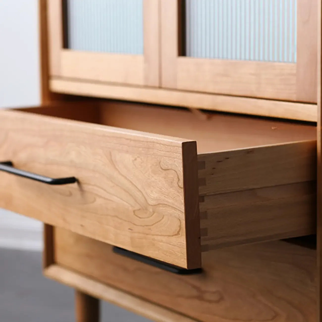 Bibliothèque étroite moderne en bois naturel à 2 tiroirs