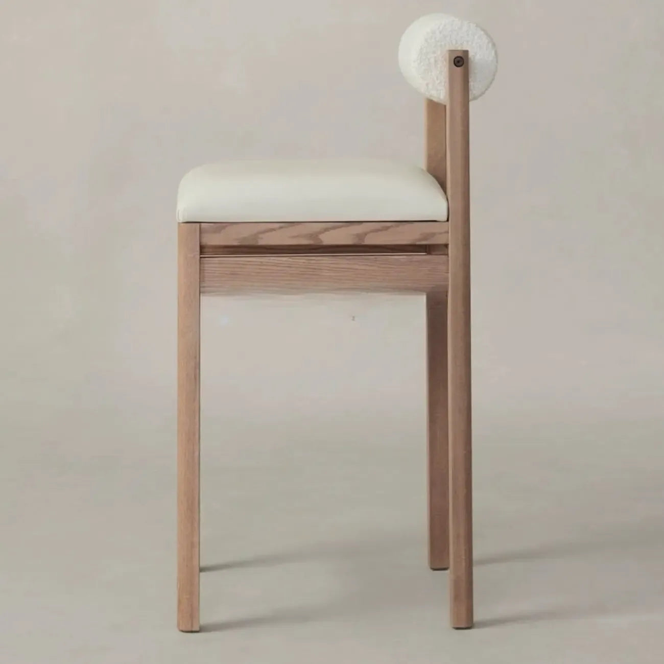 Tabourets de bar contemporains blancs rembourrés avec structure en bois