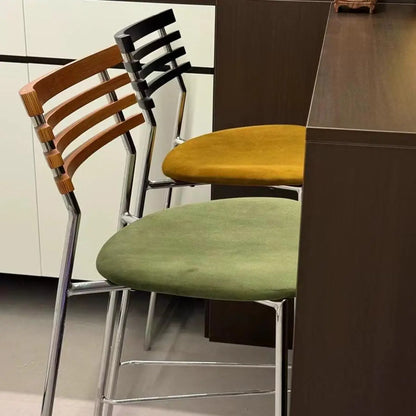 Tabourets de bar à assise en cuir vert et dossier en rotin