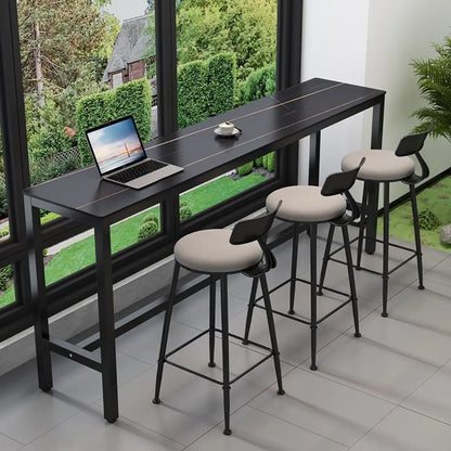 Tables de bar modernes avec plateau en pierre gris tourterelle et repose-pieds en acier