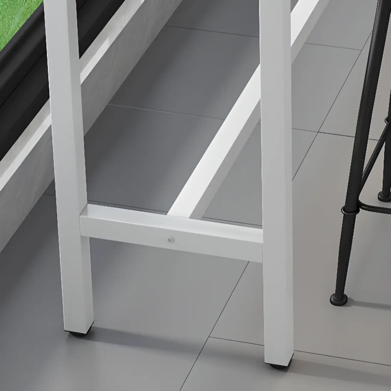 Tables de bar modernes avec plateau en pierre gris tourterelle et repose-pieds en acier