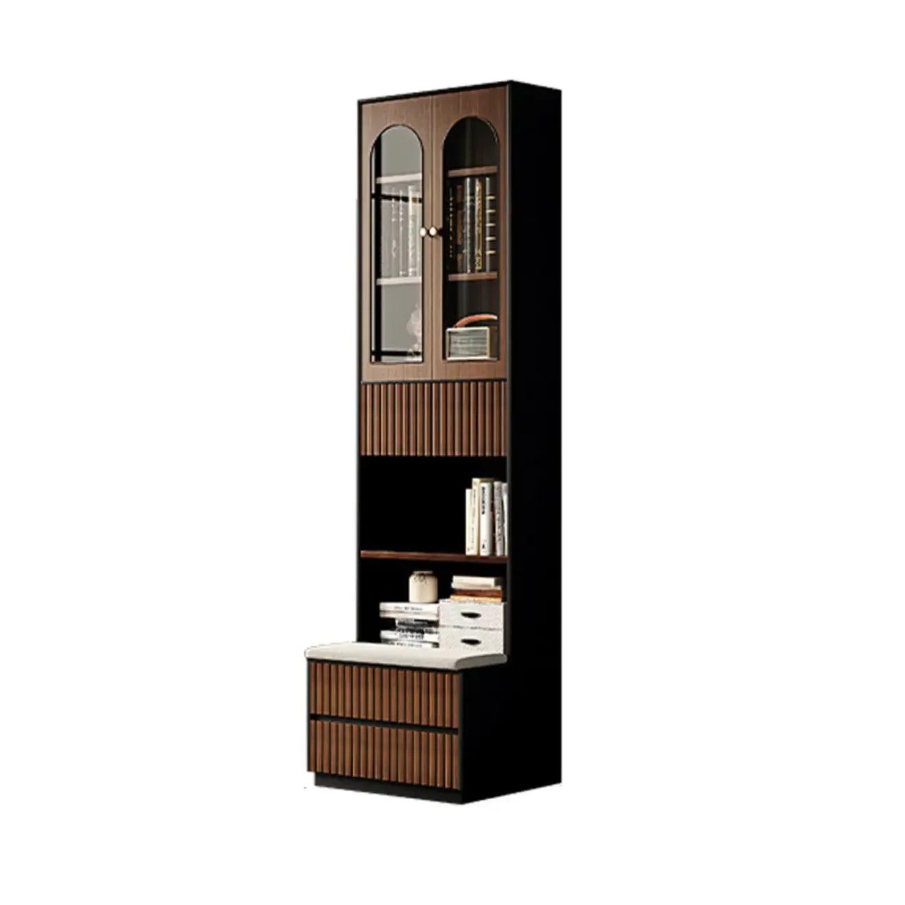 Bibliothèque haute de style campagnard français en bois avec banc rembourré