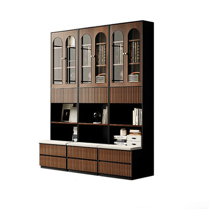 Bibliothèque haute de style campagnard français en bois avec banc rembourré