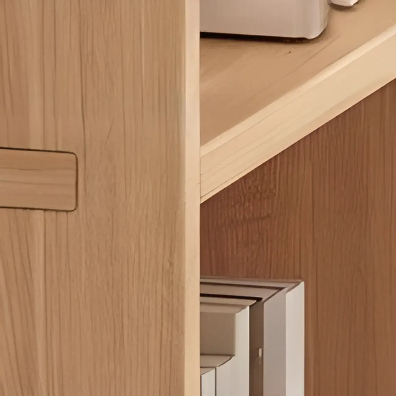 Bibliothèque horizontale en bois naturel avec étagère cubique