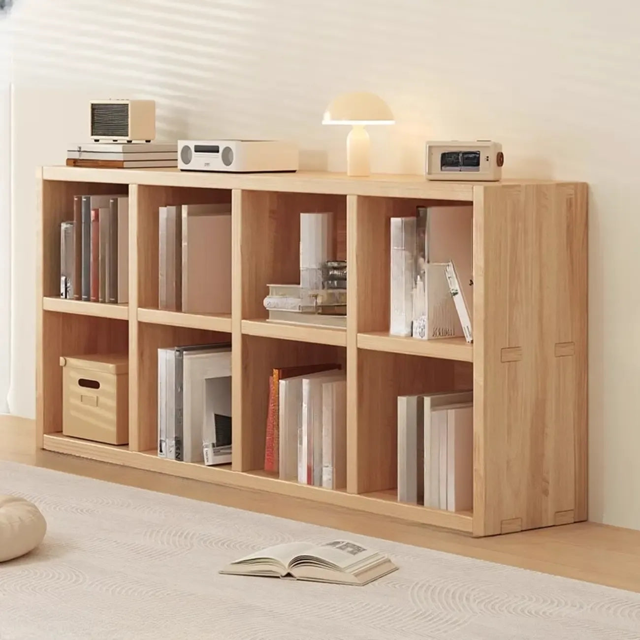 Bibliothèque horizontale en bois naturel avec étagère cubique