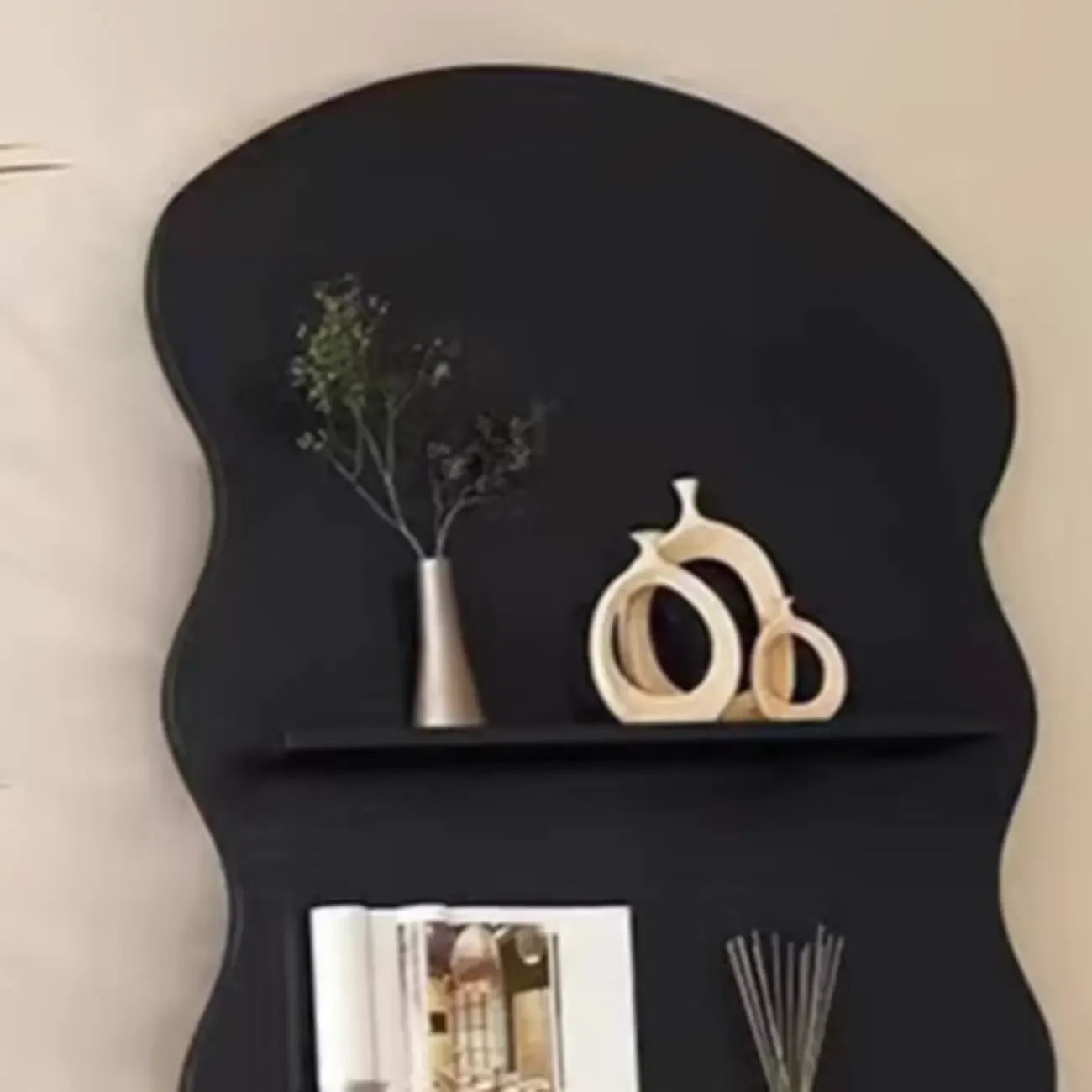 Bibliothèque décorative en bois brun à 3 étagères