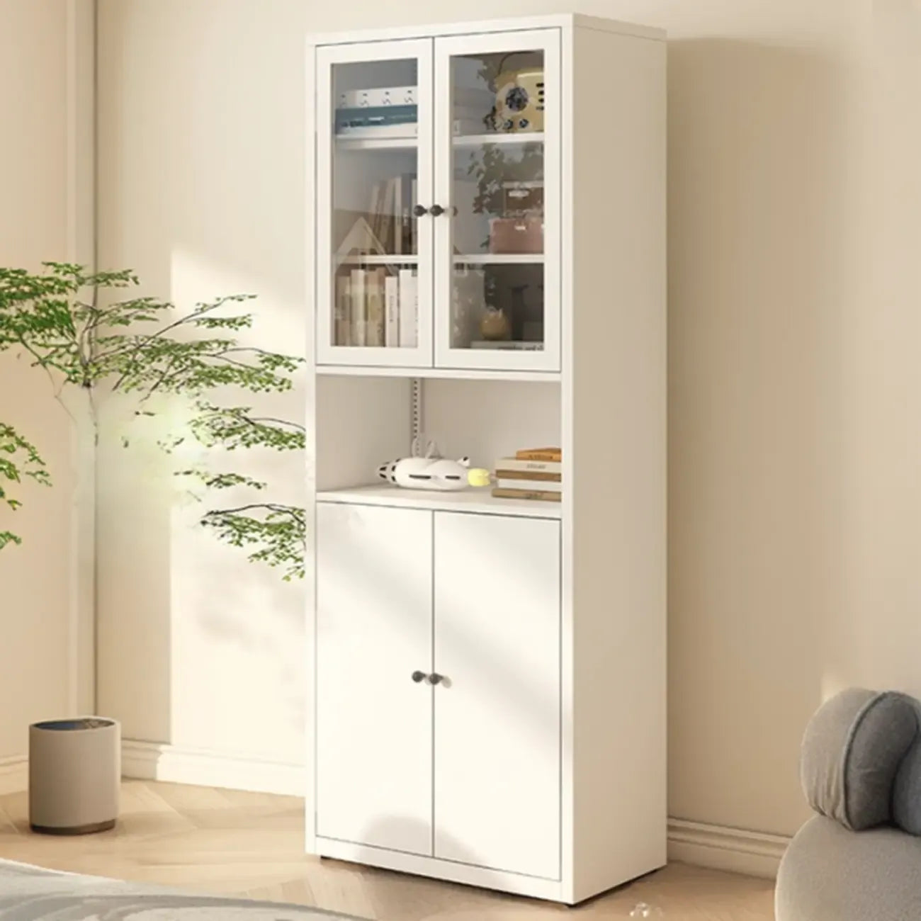 Vitrine haute à 6 niveaux avec portes vitrées