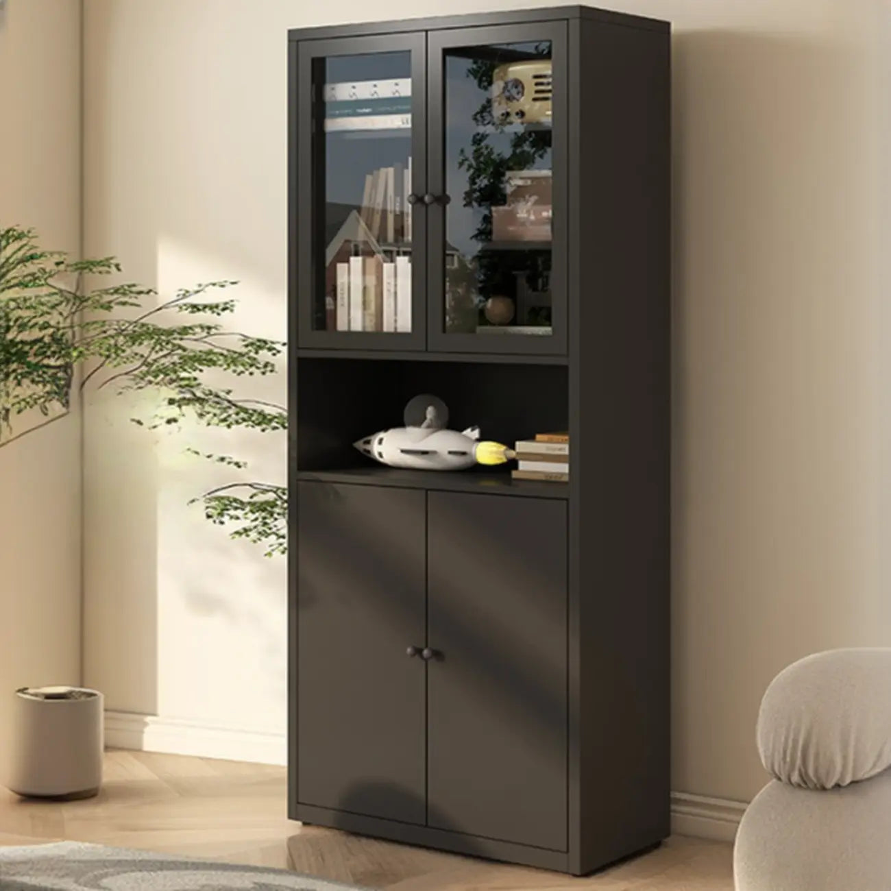 Vitrine haute à 6 niveaux avec portes vitrées