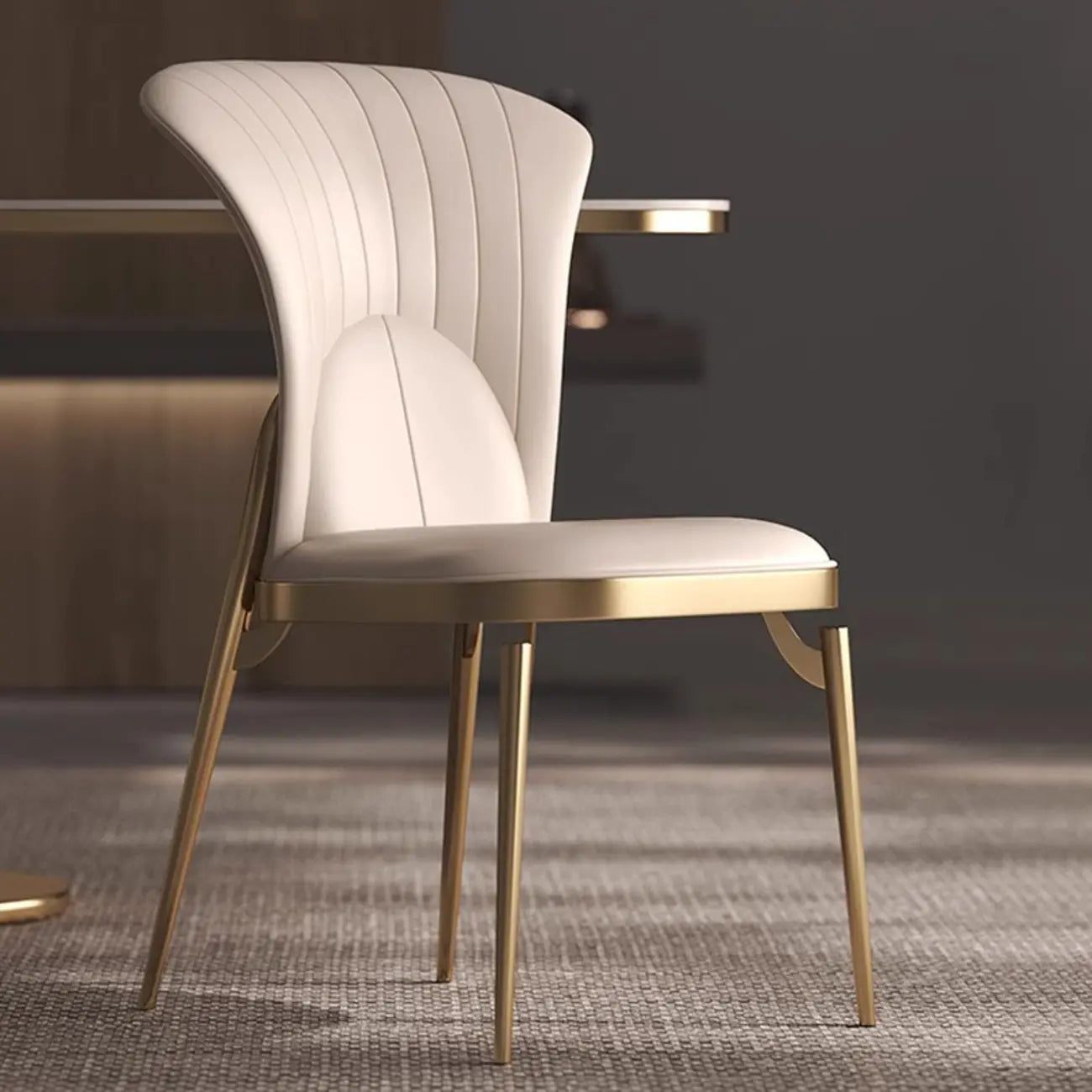Chaises de salle à manger modernes et luxueuses, revêtues de cuir