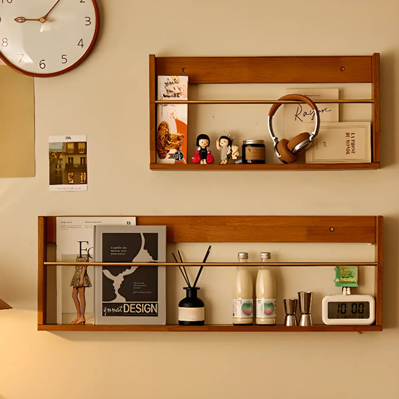 Bibliothèque flottante horizontale en bois de cerisier à dos ouvert