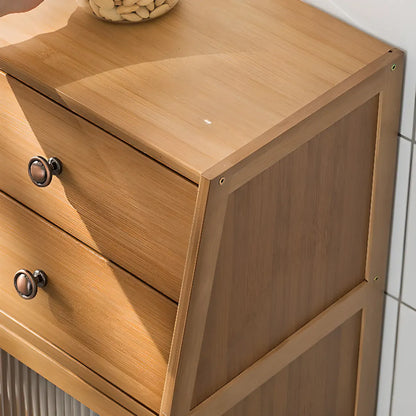 Buffet minimaliste en bambou brun avec portes vitrées