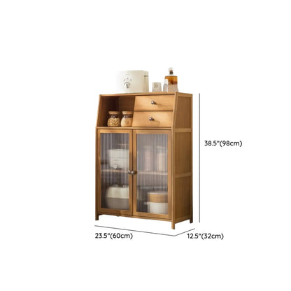 Buffet minimaliste en bambou brun avec portes vitrées