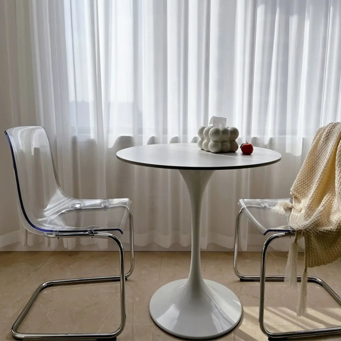 Chaises de salle à manger modernes en acrylique sans accoudoirs et à dossier plein