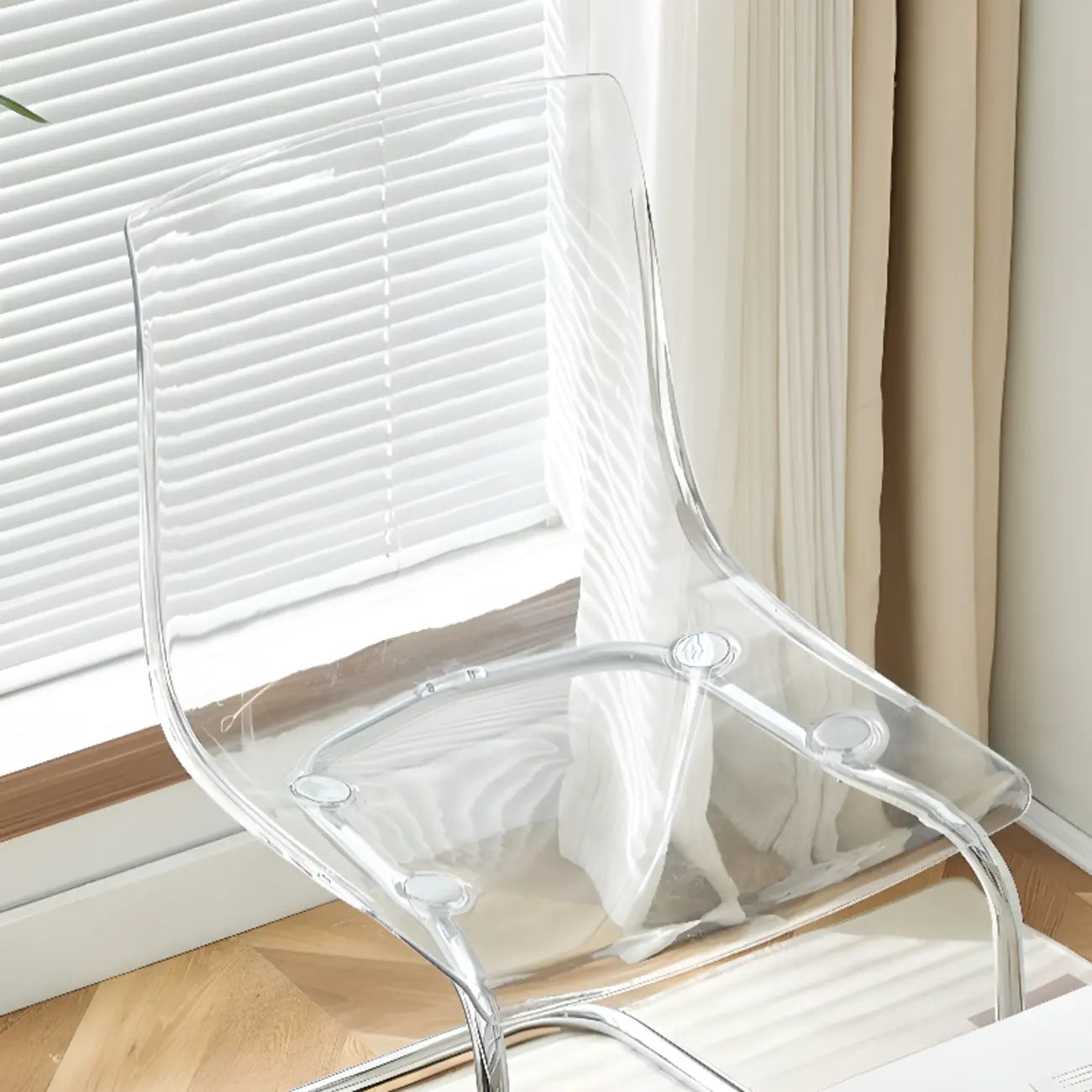 Chaises de salle à manger modernes en acrylique sans accoudoirs et à dossier plein