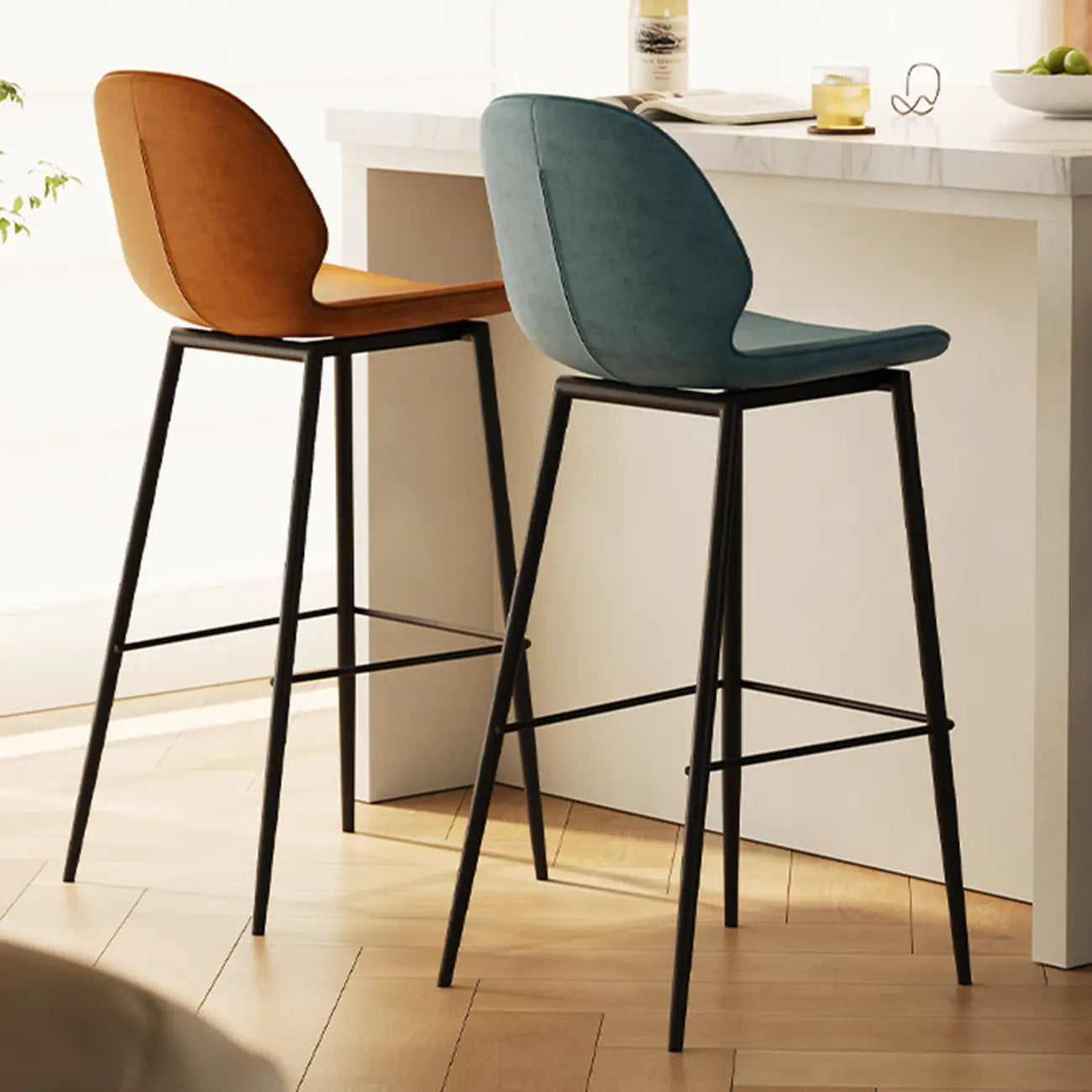 Tabourets de bar en cuir à dossier bas orange selle