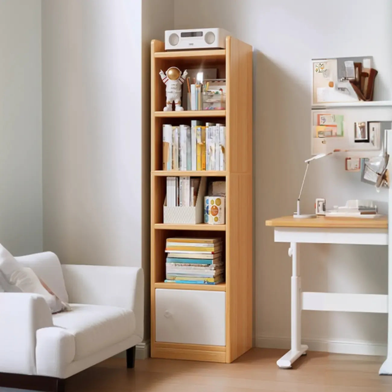 Bibliothèque étroite en bois blanc à 6 étagères avec armoire