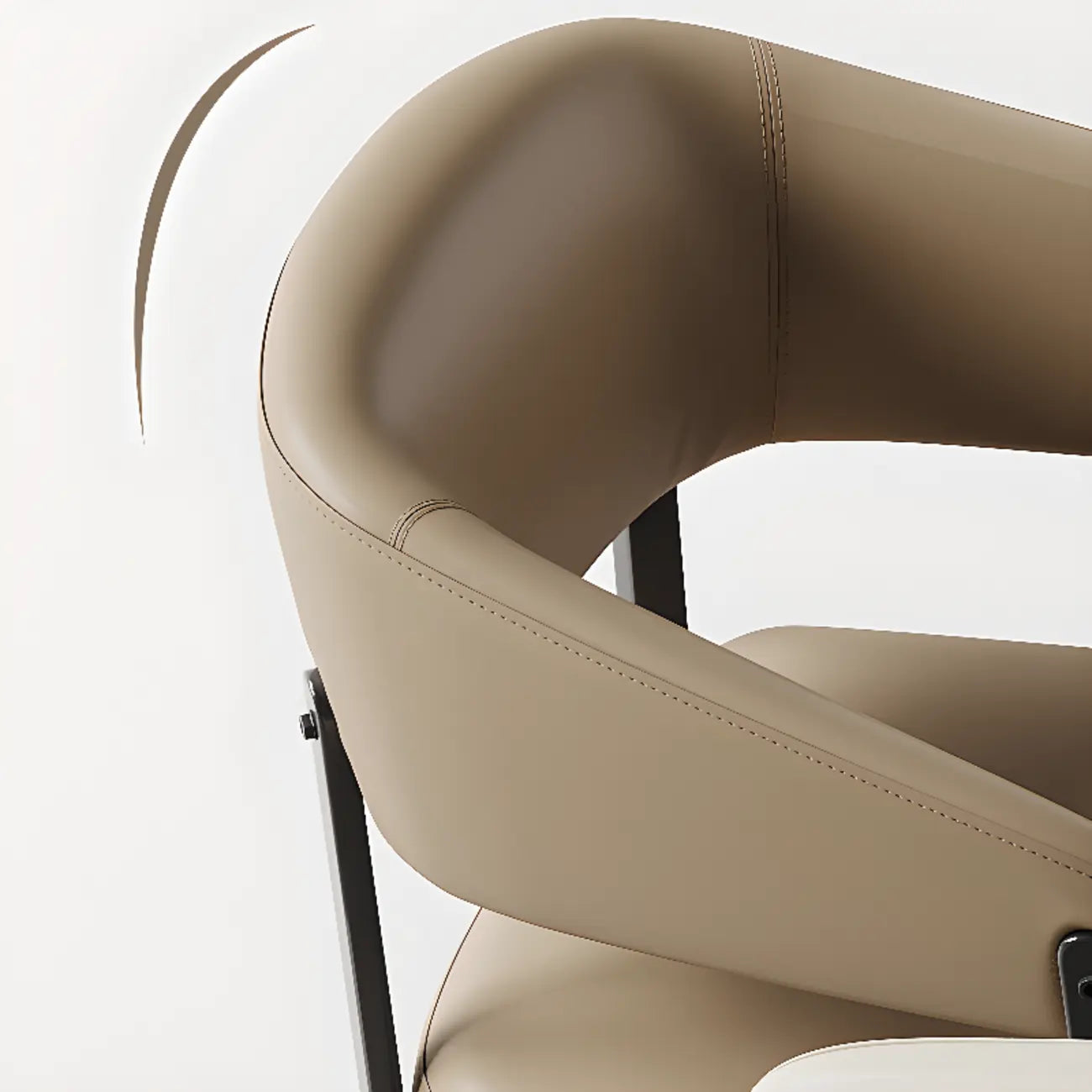 Chaise de salle à manger moderne avec accoudoirs en similicuir, dossier ouvert et pieds en alliage