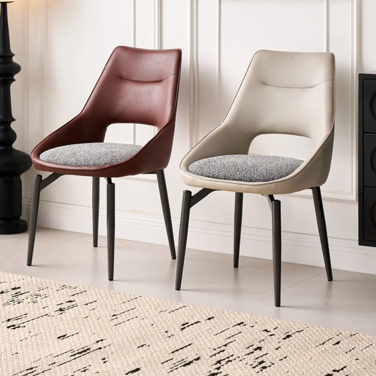 Chaise de salle à manger moderne rembourrée, dossier ouvert et sans accoudoirs