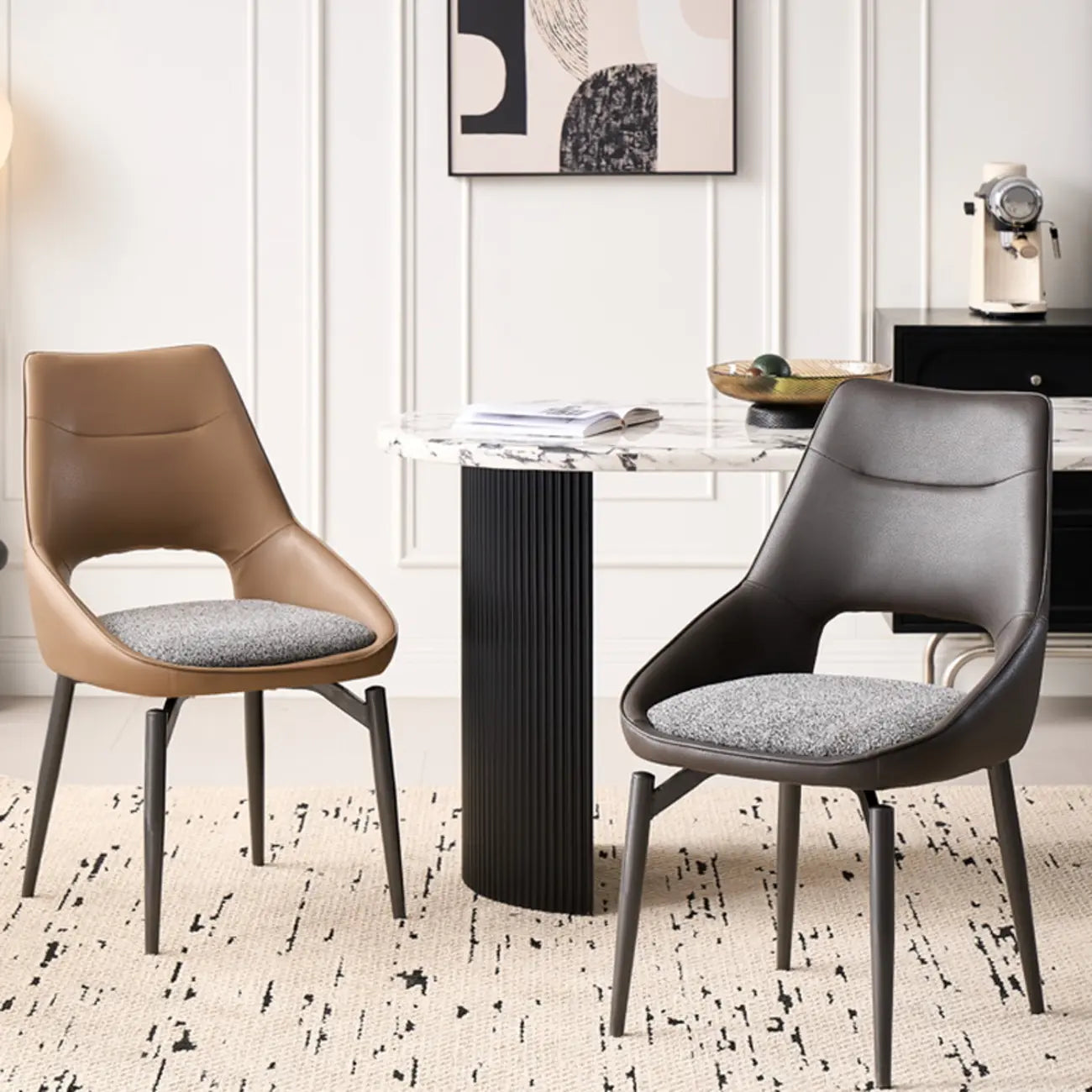 Chaise de salle à manger moderne rembourrée, dossier ouvert et sans accoudoirs