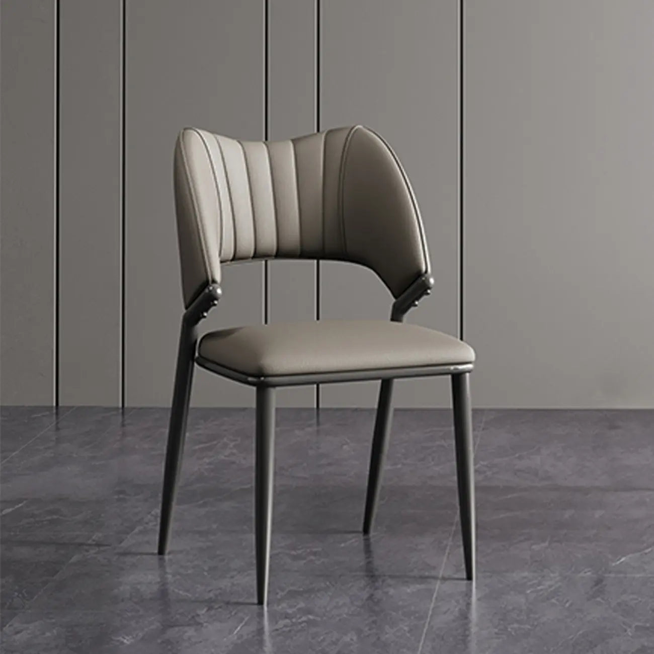 Chaise de salle à manger moderne sans accoudoirs, dossier incurvé, en similicuir.