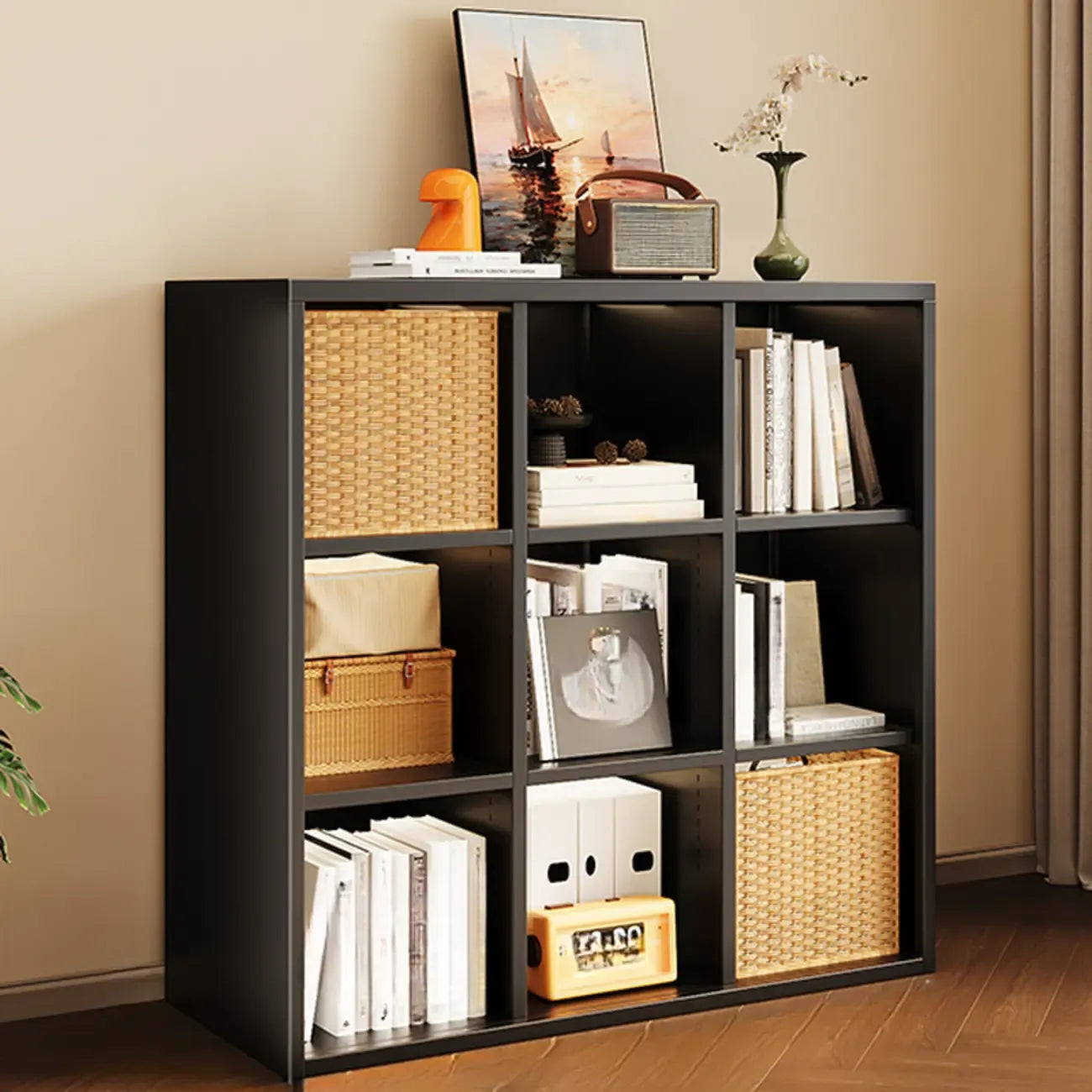 Bibliothèque cubique moderne en acier avec bacs en tissu