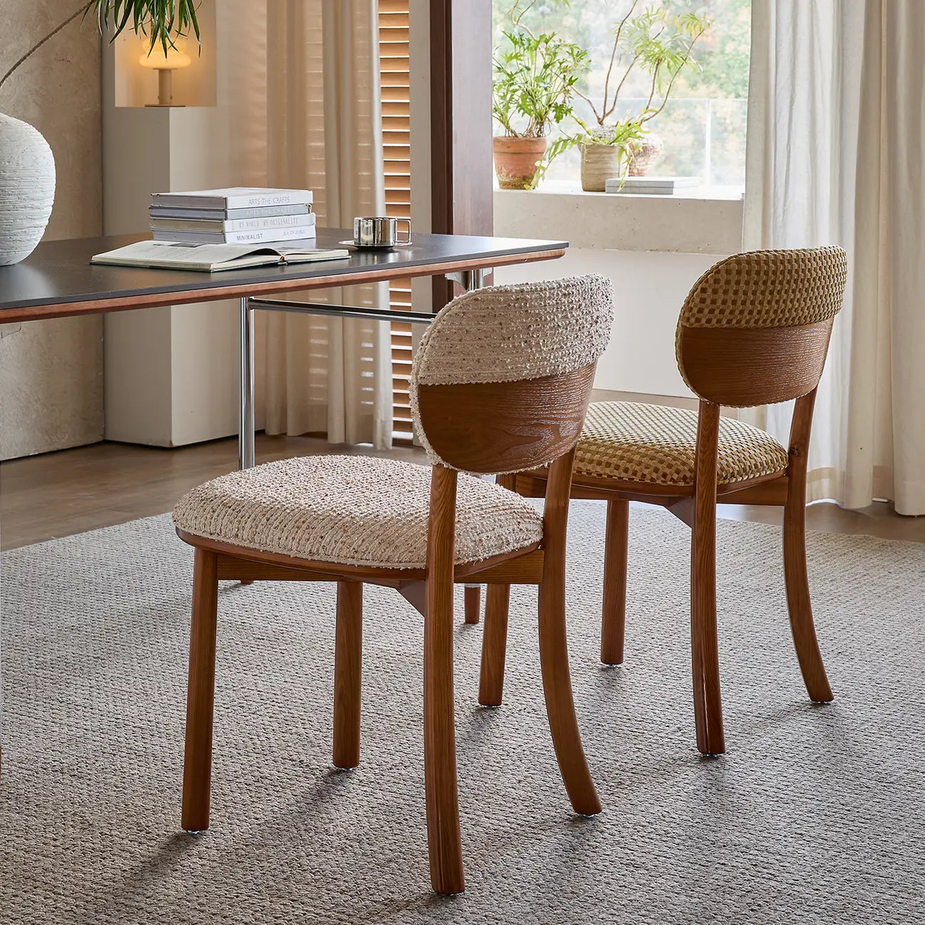 Chaise de salle à manger moderne sans accoudoirs, en bois massif rembourrée