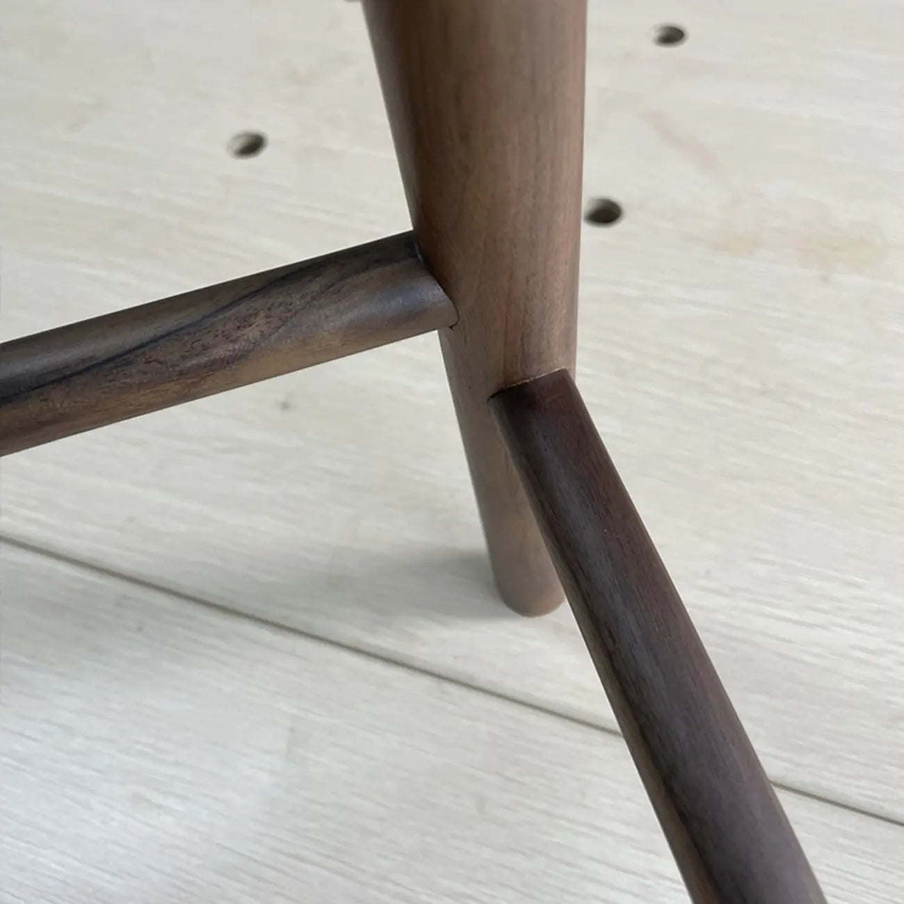 Tabourets de bar modernes en bois avec repose-pieds et dossier inclinable