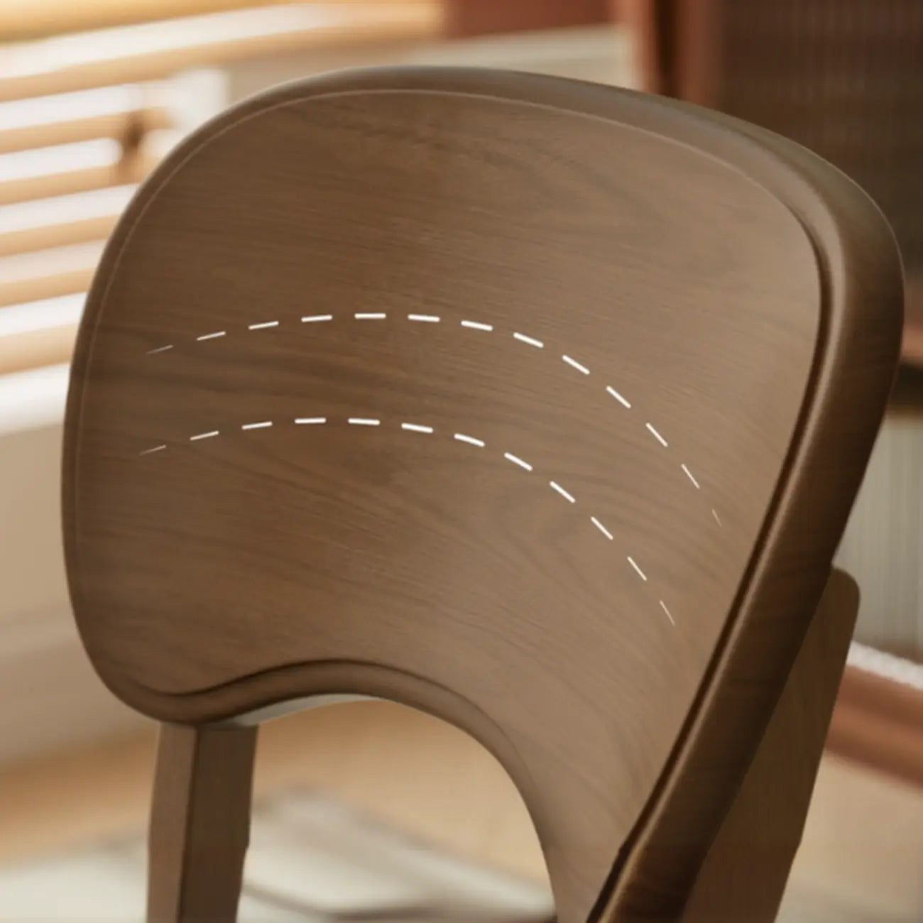 Chaise de salle à manger rembourrée de style vintage en bois noir avec assise confortable