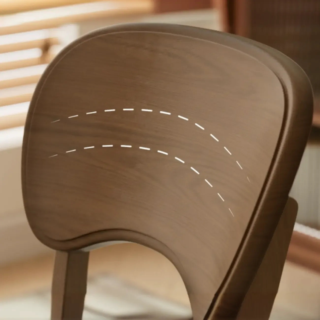 Chaise de salle à manger rembourrée de style vintage en bois noir avec assise confortable