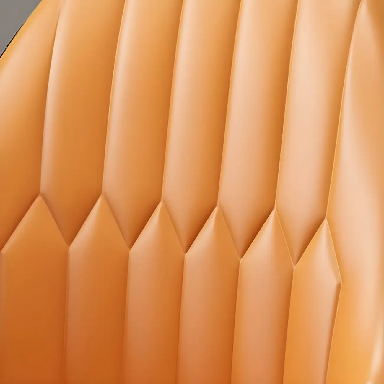 Chaise de salle à manger moderne en cuir avec accoudoirs